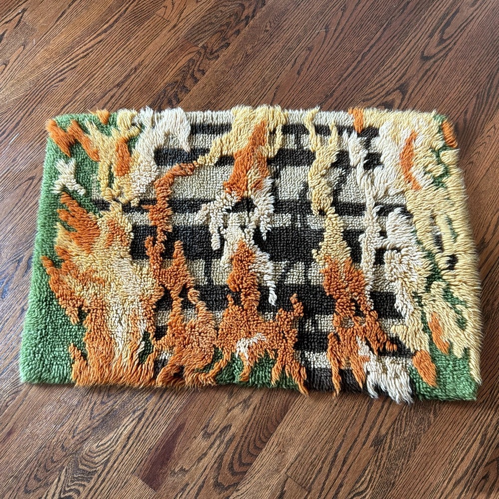Vtg MCM‎ Hook Rug Wall Hanging Rya Style Abstract Retro Tapestry 24 X 36"